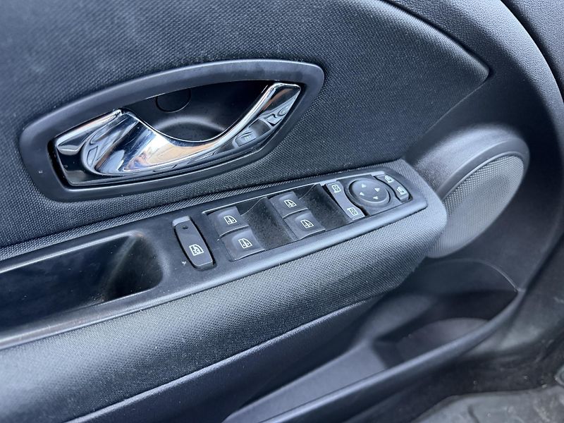 Renault Mégane (2015) 1.2 TCe 85kW ČR - fotka 18 z 40