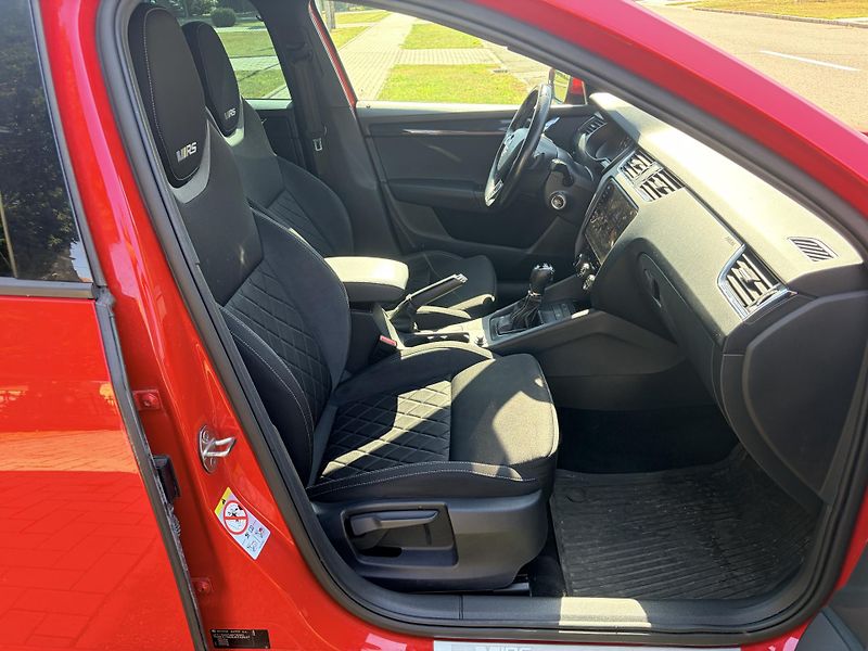 Škoda Octavia RS 2.0TDI DSG 4x4  - fotka 53 z 56