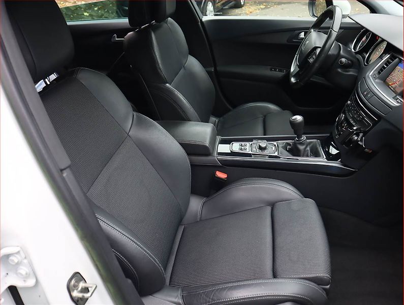 Peugeot 508 (2013) 2.0 HDi, Serv.kniha, Navi - fotka 7 z 19