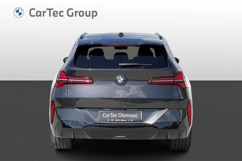 BMW X3 xDrive 40d - fotka 5 z 6