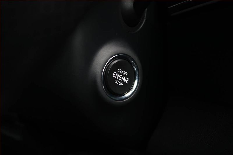 Peugeot 5008 (2023) 1.5 BlueHDi - fotka 18 z 22
