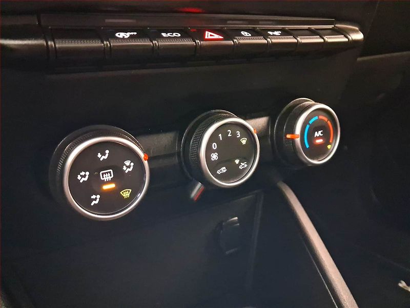 Dacia Duster (2019) 1.5 dCi, Navi, Tempomat - fotka 17 z 21