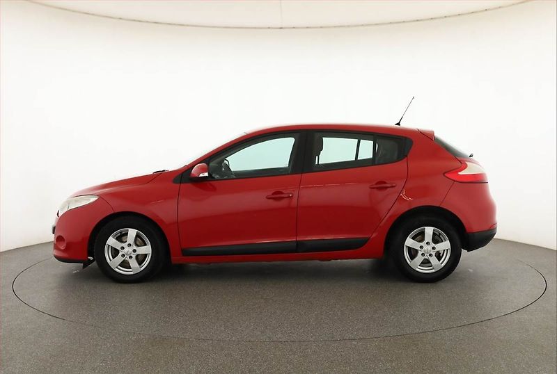 Renault Mégane (2009) 1.5 dCi, po STK, slušný stav - fotka 3 z 18