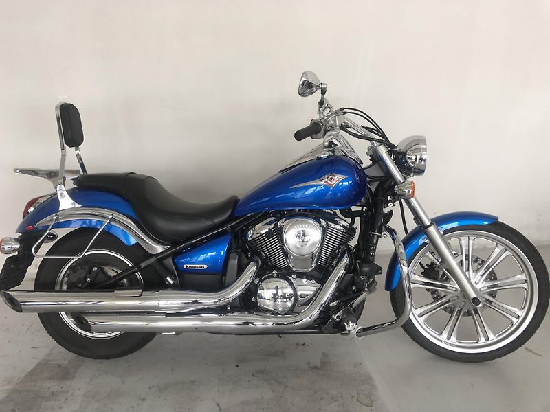 Kawasaki VN 900 Custom - fotka 1 z 19