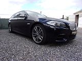 BMW Řada 5 (2012) M550d X-DRIVE 280kW KRÁSNÝ VŮZ - náhled 2