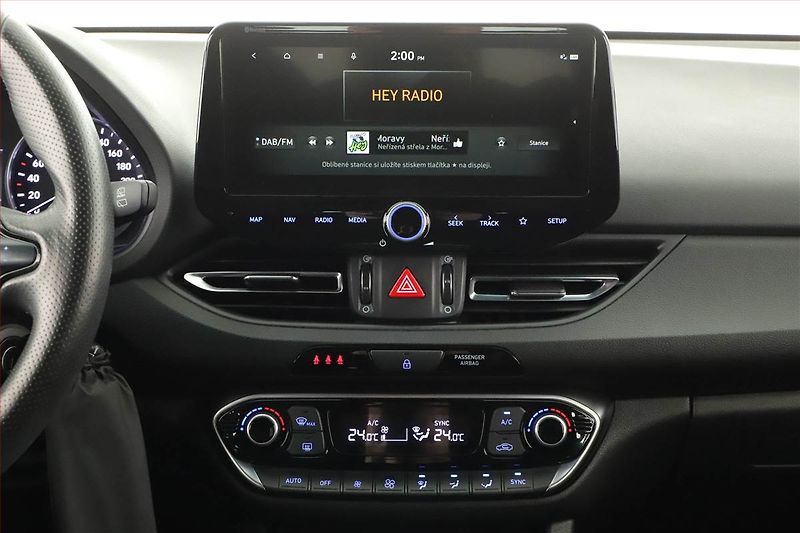 Hyundai i30 (2023) N-Line 1.0 T-GDI, ČR,1.maj - fotka 9 z 21