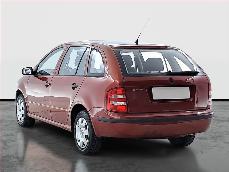 Škoda Fabia (2002) 1.4, pěkný stav - fotka 4 z 13