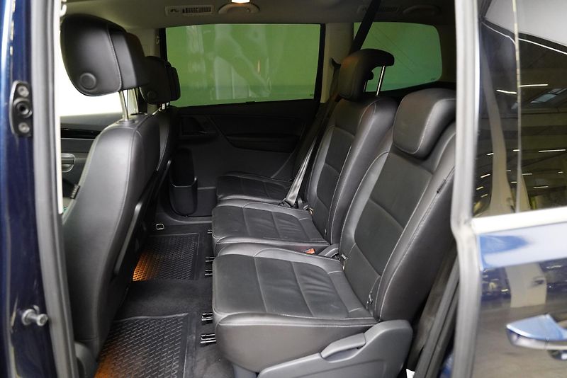 Volkswagen Sharan - fotka 23 z 25
