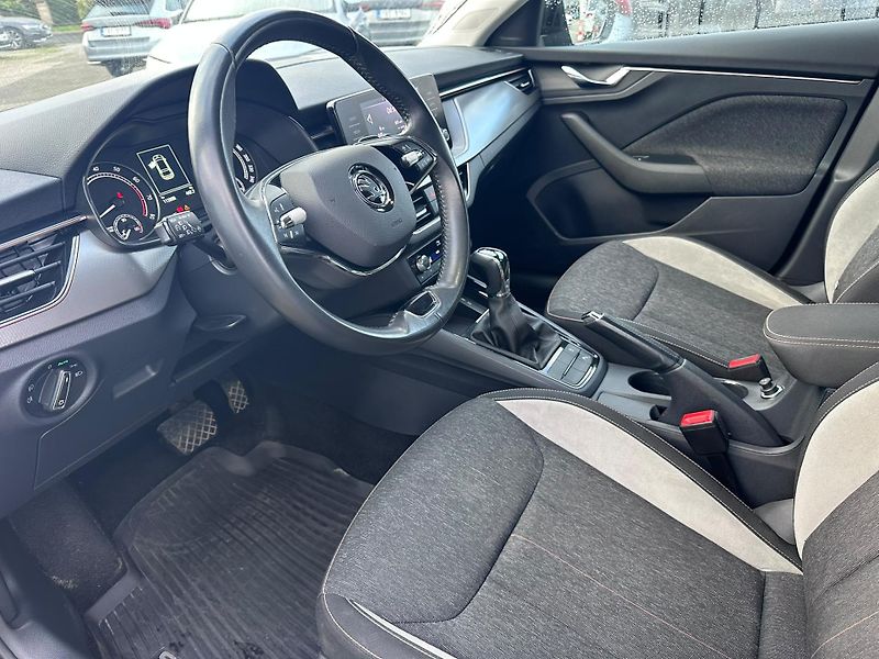 Škoda Scala 1.5 TSI 110kW Style - fotka 9 z 18