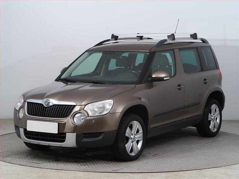 Škoda Yeti (2011) 2.0 TDI, Serv.kniha, Tempomat - fotka 2 z 12
