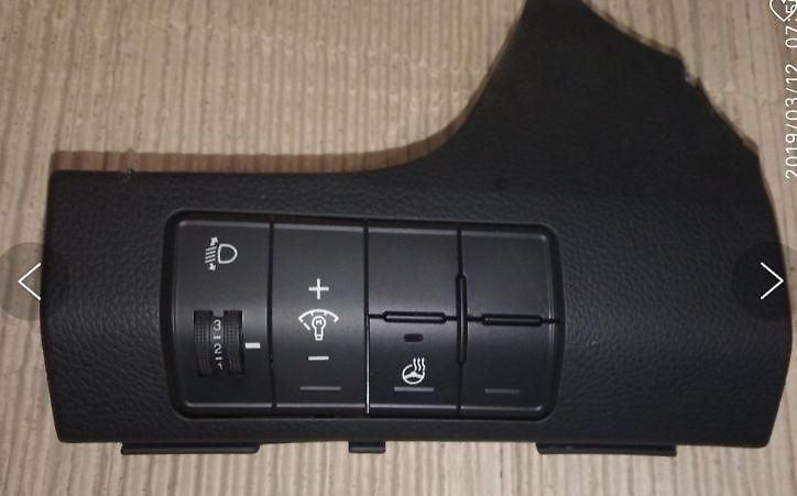 Hyundai i30 panel osvětlení, vyhřívání vol - fotka 1 z 1