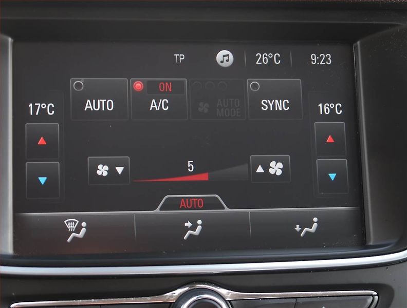 Opel Crossland X (2019) 1.2 Turbo, Serv.kniha - fotka 20 z 21
