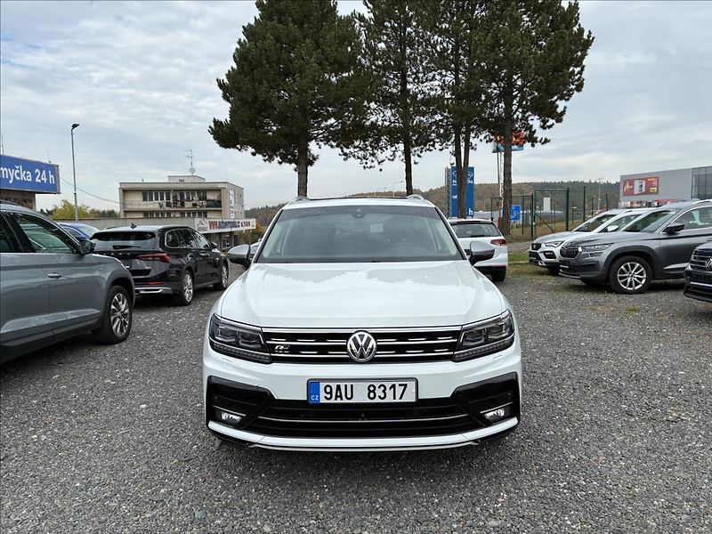 Volkswagen Tiguan Allspace 2,0 TDI PANO TAŽNÉ KAMERA 360 - fotka 4 z 34