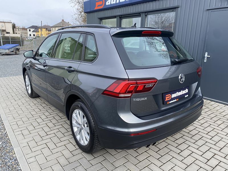 Volkswagen Tiguan 1.4 TSI 92kW - 1xMAJ.-ALU-PDC - fotka 3 z 41