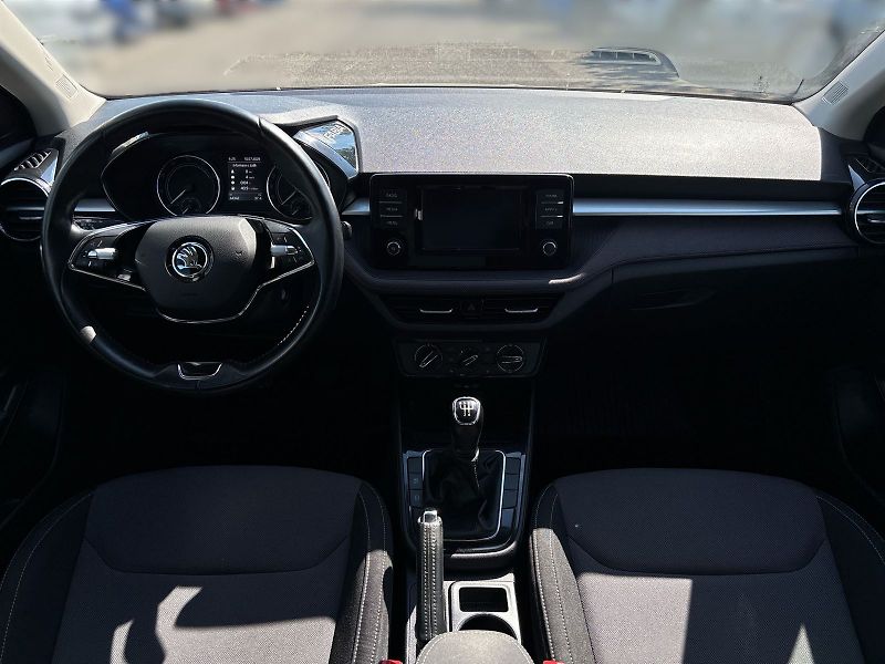 Škoda Fabia (2021) 1.0 TSI Ambition + - fotka 5 z 26