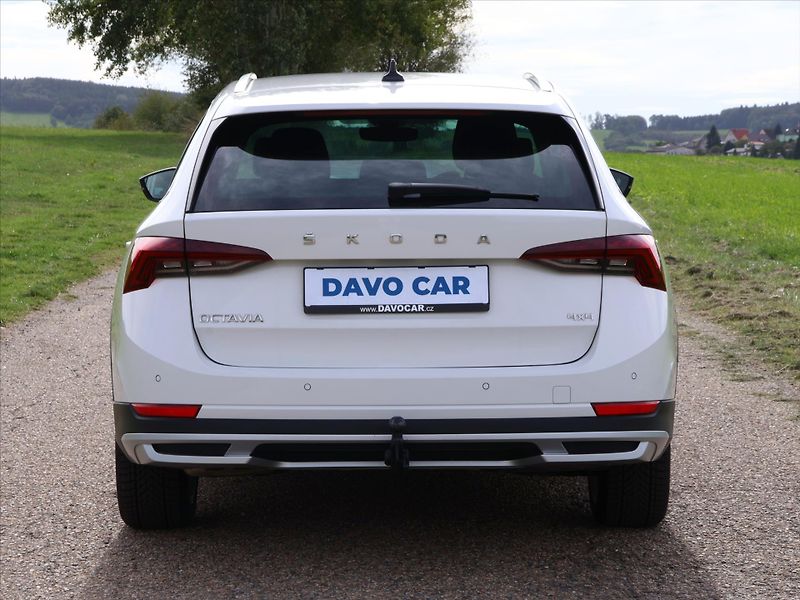 Škoda Octavia 2,0 TDI 147kW DSG CZ Scout DPH - fotka 6 z 44