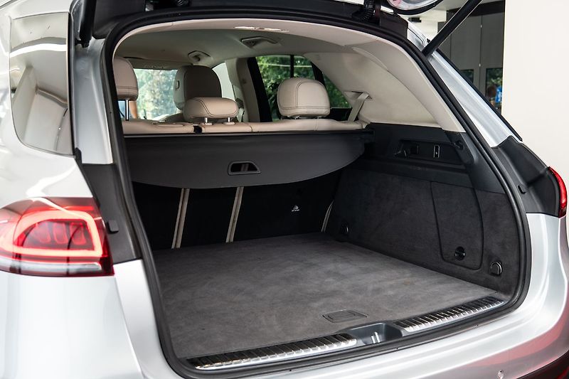 Mercedes-Benz GLE 350d 4MATIC / vzduch - fotka 18 z 21