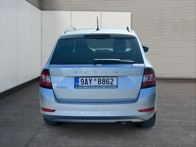 Škoda Fabia 1,0 TSI 70 Ambition - fotka 5 z 11