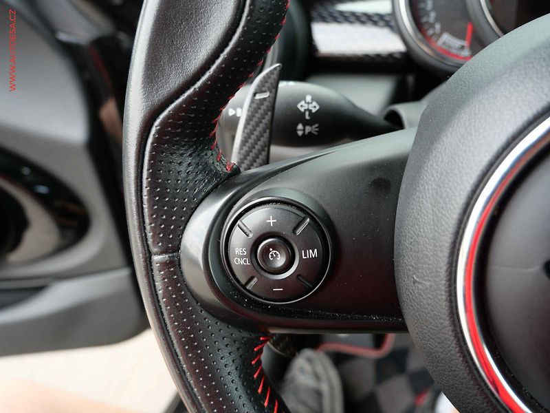 Mini JCW (2015) 2.0 T, ČR, AT, LED, kamera - fotka 12 z 29