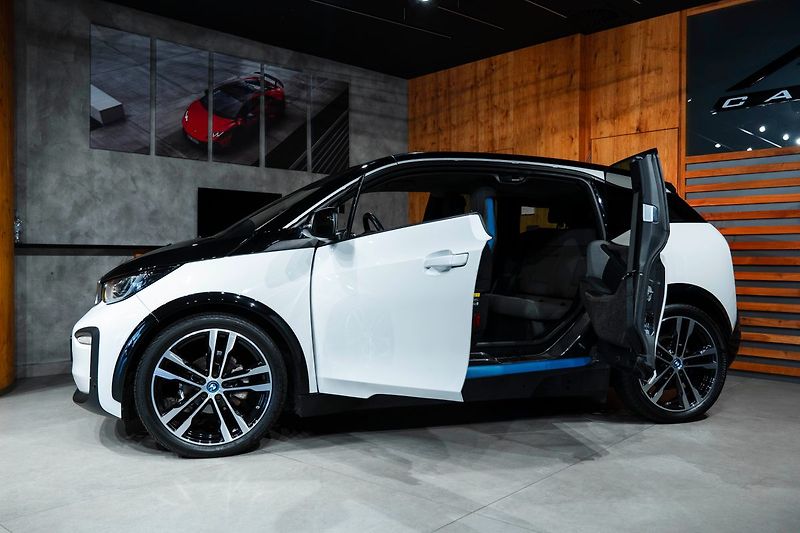 BMW i3 - fotka 6 z 28