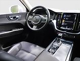 Volvo XC60 (2019) D4 - náhled 7