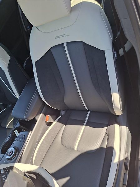 Kia Sportage 1,6 T-GDi 4x4 7DCT GT-LINE - fotka 7 z 8