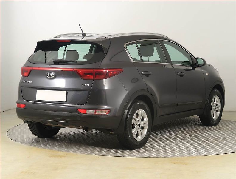 Kia Sportage (2018) 1.7 CRDi, Serv.kniha, Tempomat - fotka 5 z 18