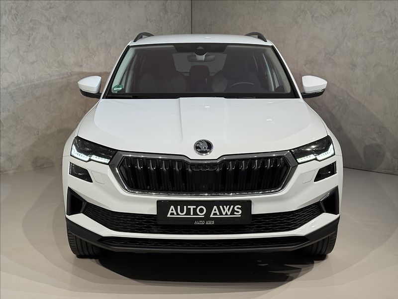 Škoda Karoq 2,0 TDi  DSG 4x4 Style Virtual - fotka 2 z 44