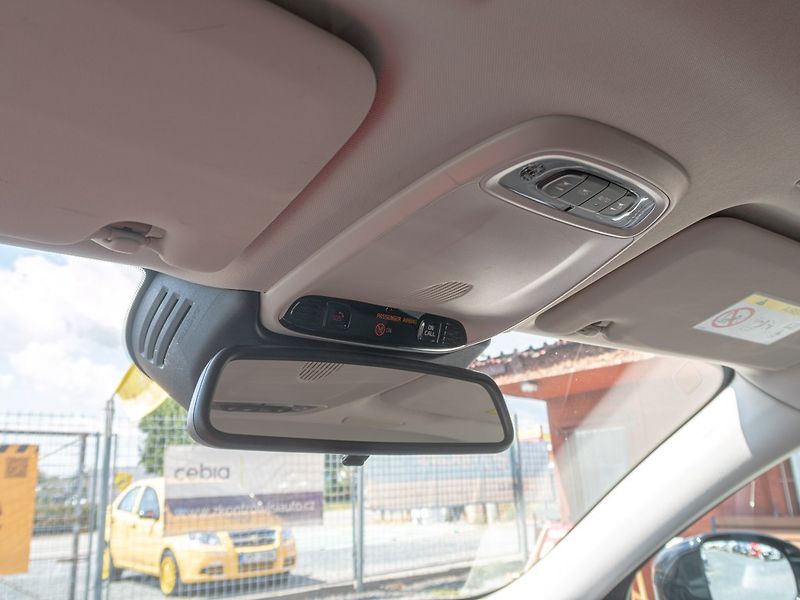 Volvo XC60 (2019) 2.0D 140KW mat – NAVI - fotka 30 z 51