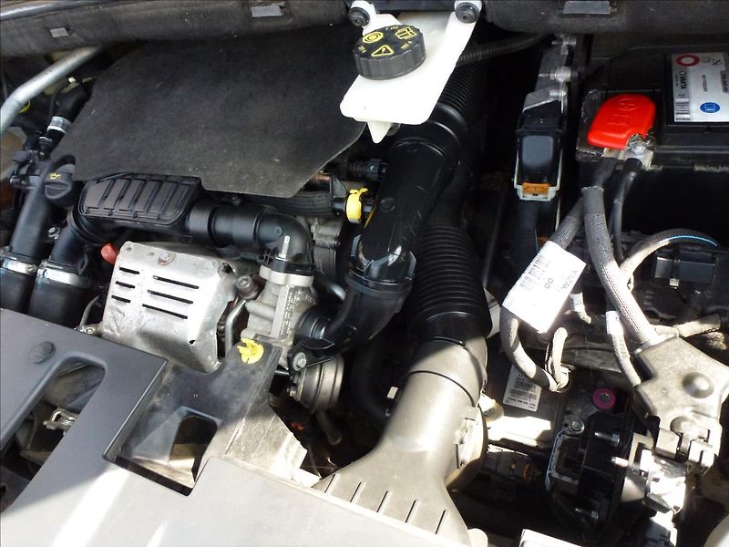 Citroën C4 Picasso 1,2 PureTech 130 6AUT  SpaceTo - fotka 46 z 54