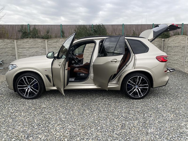 BMW X5 M50XD 4x4 400PS CZ DPH FULL 1A - fotka 145 z 171