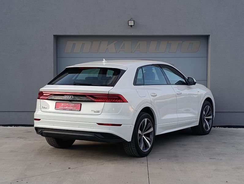 Audi Q8 50TDI QUATTRO S-LINE ČR DPH - fotka 5 z 31