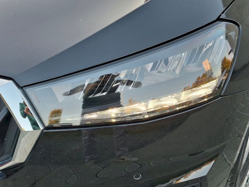 Škoda Fabia (2025) Top Selection DSG 1,0TSi 85kW - fotka 33 z 34