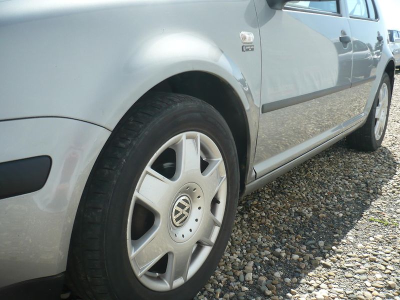 Volkswagen Golf 1.6i 77Kw Koupeno ČR - fotka 11 z 27