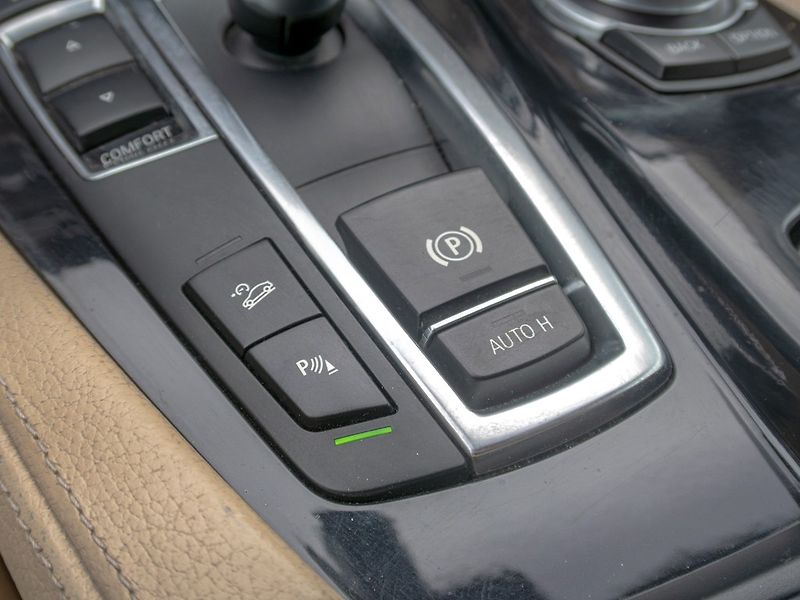BMW Řada 5 (2012) 3.0D – NOVÉ V ČR - fotka 29 z 55