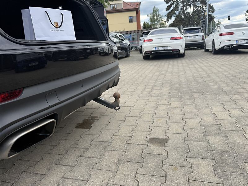Porsche Cayenne 3.0 V6 Sport chrono - fotka 26 z 26