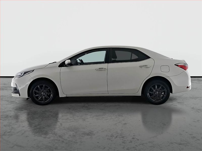 Toyota Corolla (2017) Style 1.6 Valvematic - fotka 3 z 20
