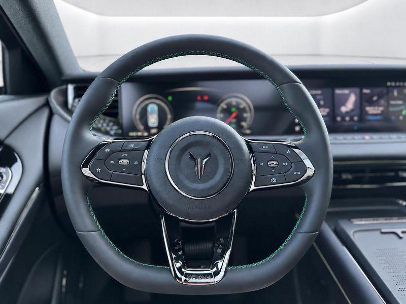 Dongfeng Voyah Free REV 318 (2026) - fotka 8 z 12