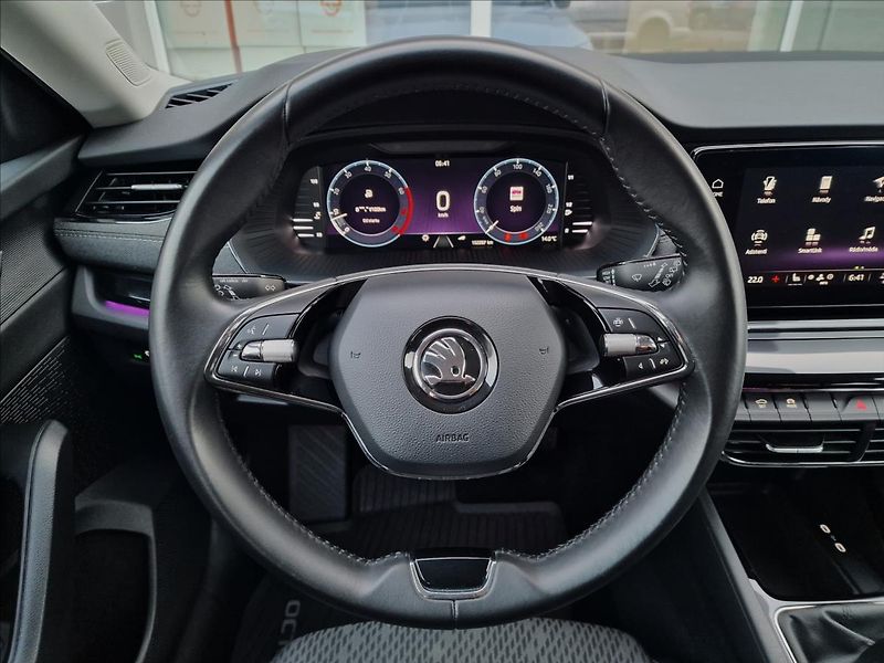 Škoda Octavia 1.5TSI 110kW Style, ČR,1.Maj. - fotka 21 z 50