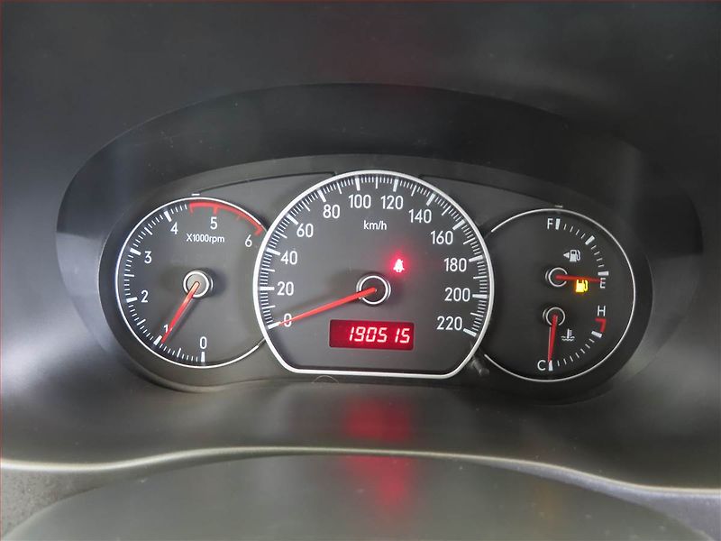 Suzuki SX4 (2009) 1.9 DDiS, Eko.zaplacen, po STK - fotka 11 z 13