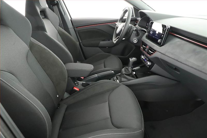 Škoda Scala (2025) 1.0 TSI, Drive - fotka 7 z 18