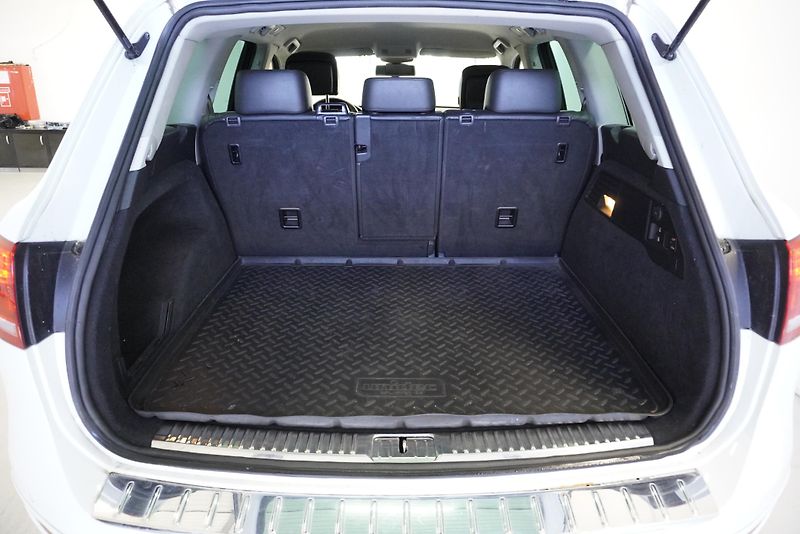 Volkswagen Touareg (2013) 3,6 V6 FSI AUTOMAT 4X4 KŮŽE - fotka 11 z 31