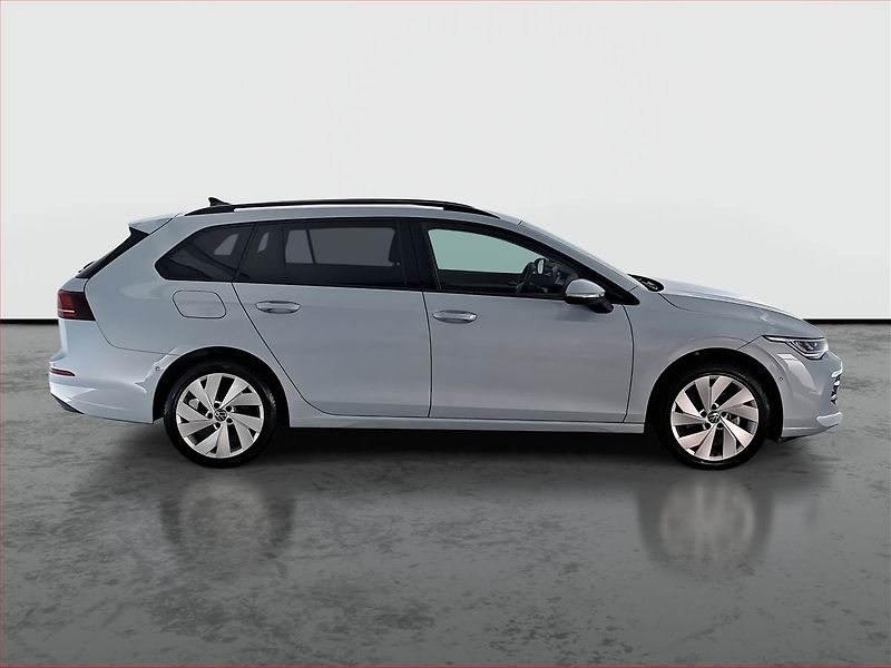 Volkswagen Golf (2025) Life 1.5 TSI - fotka 6 z 18