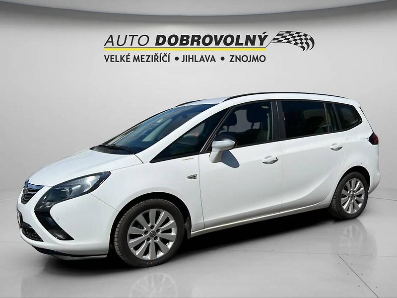 Opel Zafira Enjoy Tourer 2.0 CDTI MT6 (96 - fotka 3 z 38