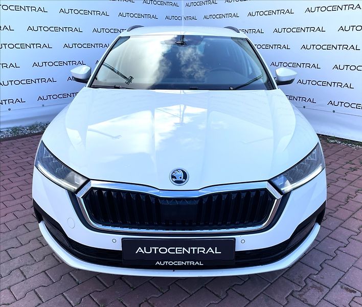 Škoda Octavia 2,0 TDi,85kW,1.maj.,ČR - fotka 2 z 25