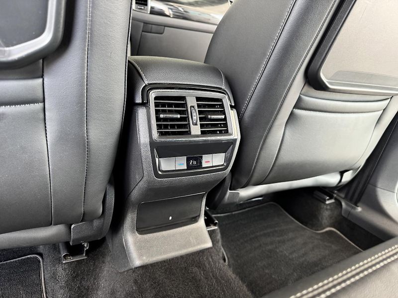 Škoda Kodiaq 1,4TSI DSG*STYLE*Tažné*7MÍST - fotka 32 z 38
