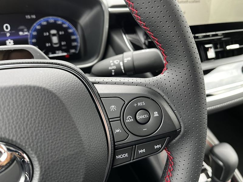Toyota Corolla 1.8Hybrid GR Sport ODBĚR IHNED - fotka 22 z 29