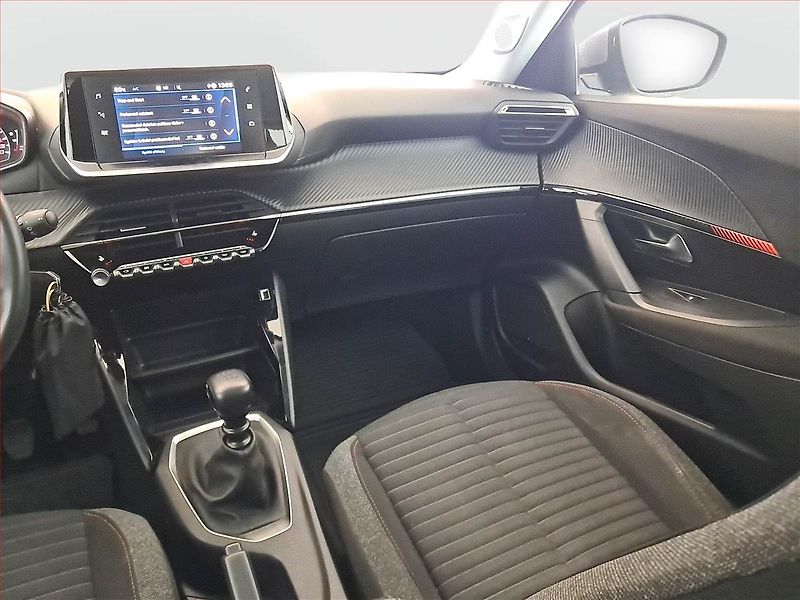 Peugeot 2008 (2021) 1.2 PureTech, Serv.kniha - fotka 8 z 23