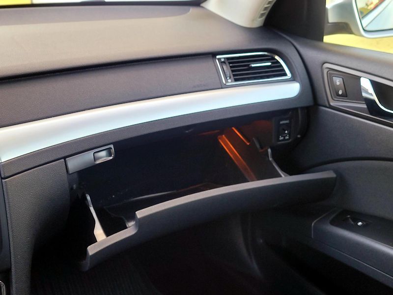 Škoda Superb TSi 1.maj, NOVÉ ROZVODY    - fotka 34 z 46