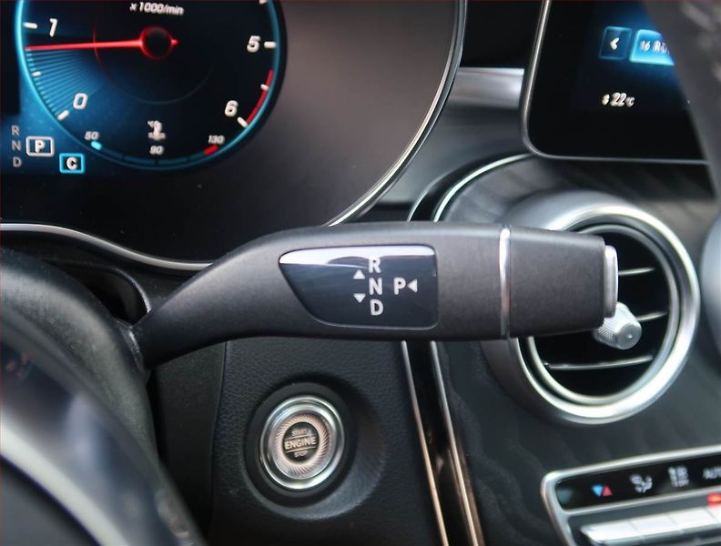 Mercedes-Benz GLC (2020) AMG line 300 d 4MATIC - fotka 13 z 26